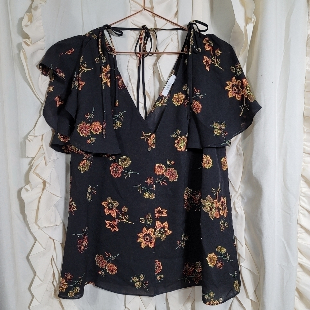 A.L.C. Clara Black Silk Shirt Moody Floral Print Short Flutter Sleeve 4 - Picture 3 of 10
